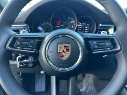 Porsche Macan T AWD 2026