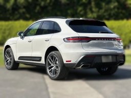 Porsche Macan T AWD 2026