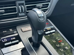 Porsche Macan T AWD 2026