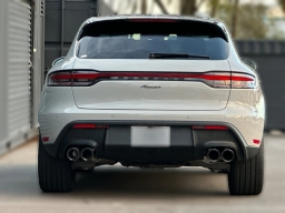 Porsche Macan Base AWD 2026
