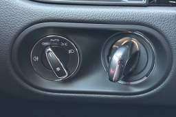 Porsche Macan Base AWD 2026