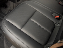 Porsche Macan T AWD 2026