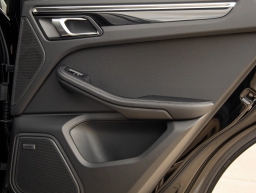 Porsche Macan T AWD 2026