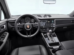 Porsche Macan T AWD 2026