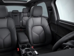 Porsche Macan T AWD 2026