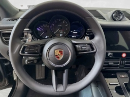 Porsche Macan T AWD 2025