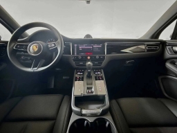 Porsche Macan T AWD 2025
