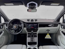 Porsche Macan T AWD 2026