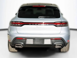 Porsche Macan T AWD 2026
