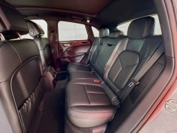 Porsche Macan T AWD 2026