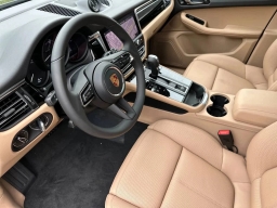 Porsche Macan T AWD 2026