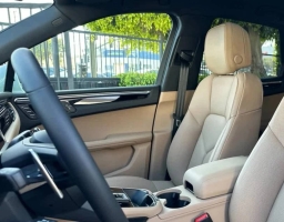 Porsche Macan T AWD 2026