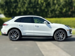 Porsche Macan T AWD 2026