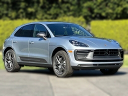 Porsche Macan T AWD 2026