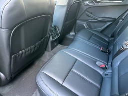 Porsche Macan T AWD 2026