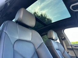 Porsche Macan T AWD 2026