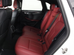 Porsche Macan T AWD 2026