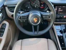 Porsche Macan T AWD 2026