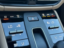 Porsche Macan T AWD 2026