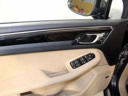 Porsche Macan T AWD 2026