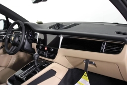 Porsche Macan T AWD 2026