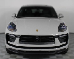 Porsche Macan T AWD 2026