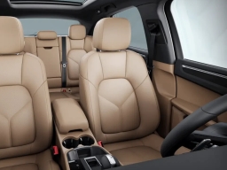 Porsche Macan T AWD 2026