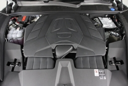 Porsche Cayenne Base AWD 2026