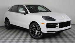 Porsche Cayenne Base AWD 2026