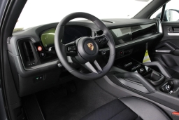 Porsche Cayenne Base AWD 2026