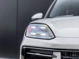 Porsche Cayenne Base AWD 2026