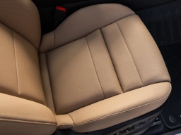 Porsche Cayenne Base AWD 2026