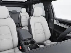 Porsche Cayenne Base AWD 2026