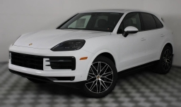Porsche Cayenne Base AWD 2026