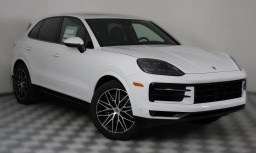 Porsche Cayenne Base AWD 2026