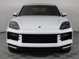 Porsche Cayenne Base AWD 2026