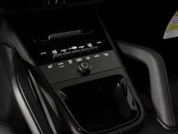 Porsche Cayenne Base AWD 2026