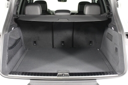 Porsche Cayenne Base AWD 2026