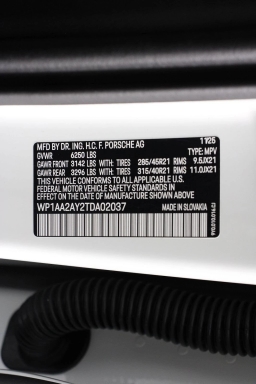 Porsche Cayenne Base AWD 2026