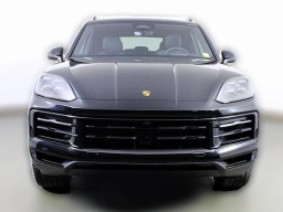 Porsche Cayenne Base AWD 2026