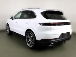 Porsche Cayenne Base AWD 2026