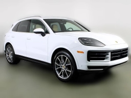 Porsche Cayenne Base AWD 2026