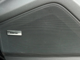 Porsche Cayenne Base AWD 2026