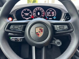 Porsche Cayenne Base AWD 2026