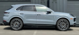 Porsche Cayenne Base AWD 2026
