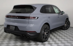 Porsche Cayenne Base AWD 2026