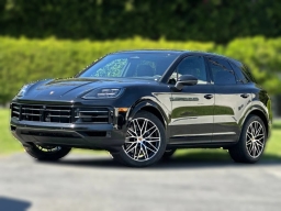 Porsche Cayenne Base AWD 2026