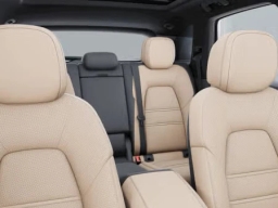 Porsche Cayenne Base AWD 2026