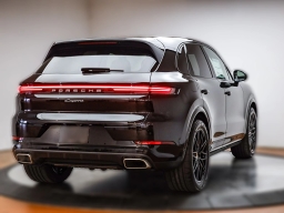 Porsche Cayenne Base AWD 2026