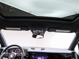 Porsche Cayenne Base AWD 2026